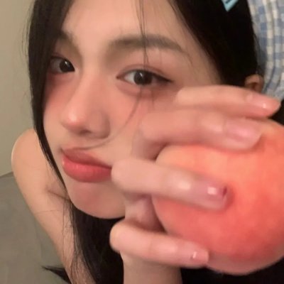 甜蜜寂寞女孩